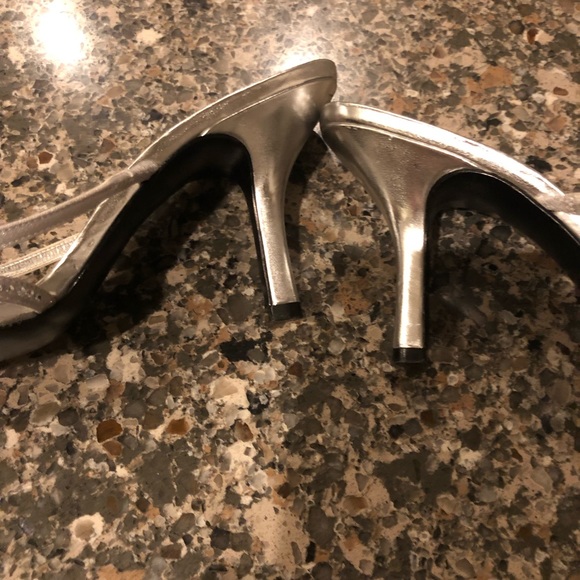 Nina Strappy Slide Silver Sparkly Sandal Heels in EUC 7 1/2 3 1/2 “Rhine… - Picture 5 of 5